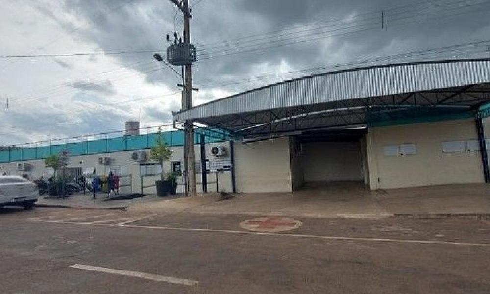 Mulher é deixada morta na Santa Casa de Pontes e Lacerda; homem ferido também foi levado ao hospital