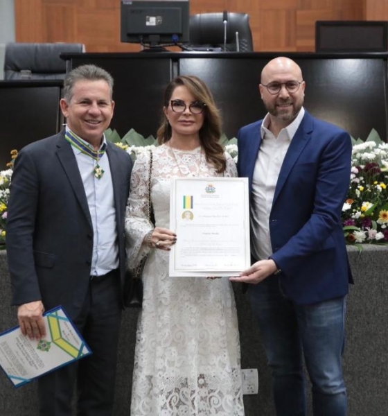 Primeira-dama e governador são agraciados com honrarias na ALMT