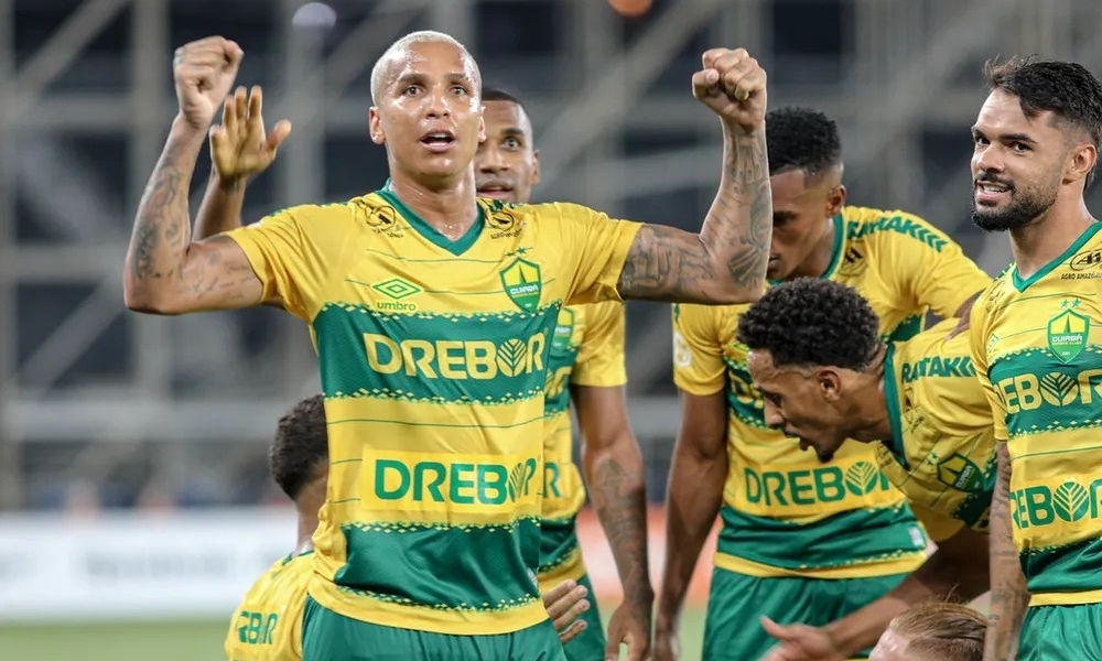 Cuiabá pode carimbar vaga na Sul-Americana na próxima rodada; veja cenários