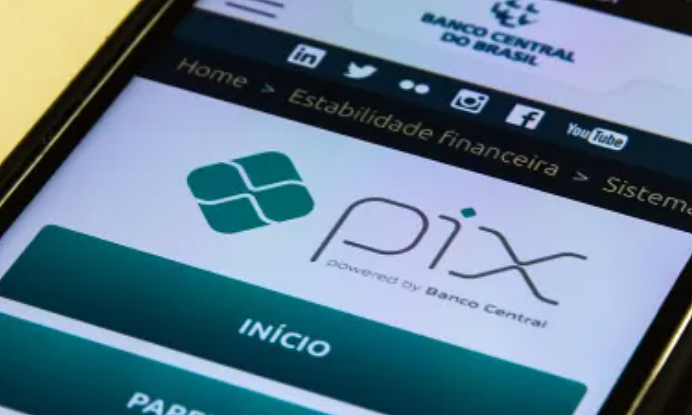 Pix: entenda como ficam as transferências acima de R$ 200 com novas regras