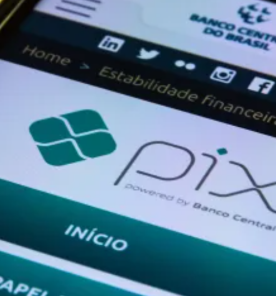 Pix: entenda como ficam as transferências acima de R$ 200 com novas regras