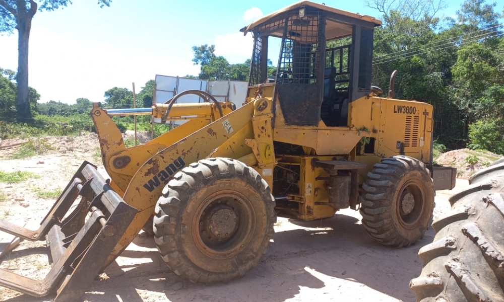 Patrulha Rural apreende tratores utilizados em extração de madeira ilegal em reserva de MT