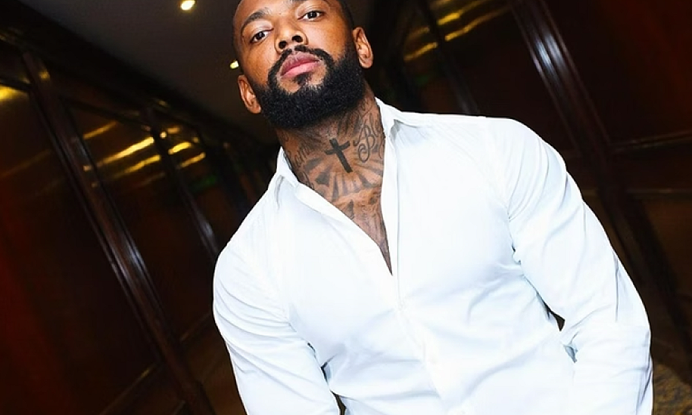 Mãe de Nego do Borel sai em defesa do cantor após briga de rua