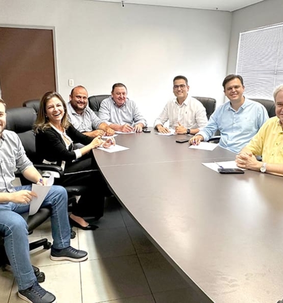 Deputado Thiago Silva Avalia Opções para Vice na Disputa pela Prefeitura de Rondonópolis