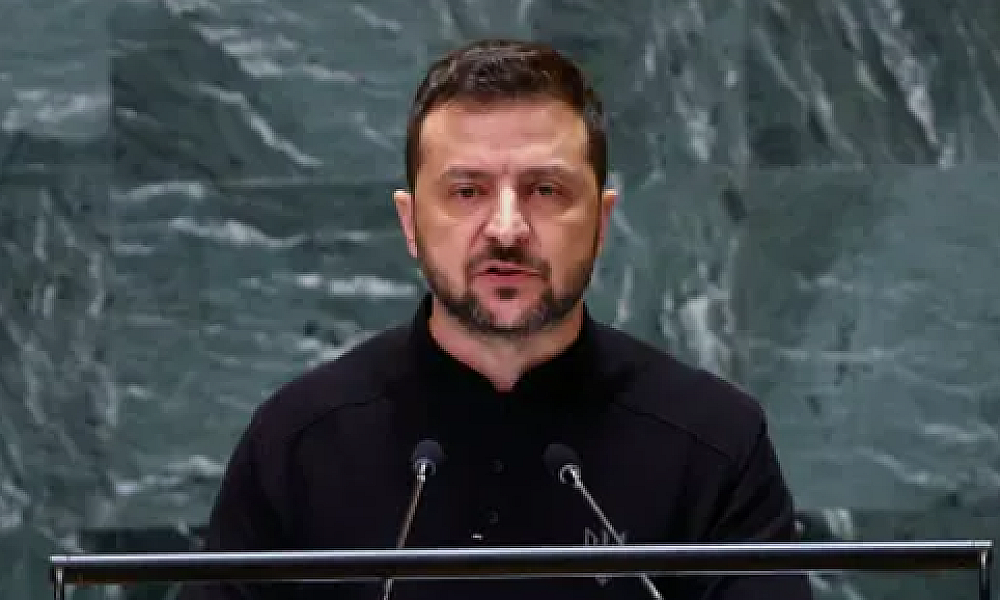 Zelensky sugere que cederia território em troca de proteção da Otan