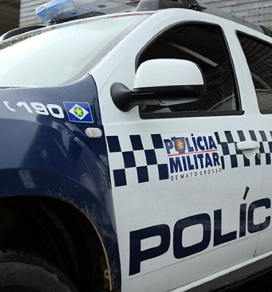 Suspeito morre em confronto com a polícia após roubo de veículo em Cuiabá