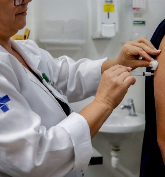 Vacina contra Dengue Chega a Mato Grosso: Municípios Preparam-se para Imunização