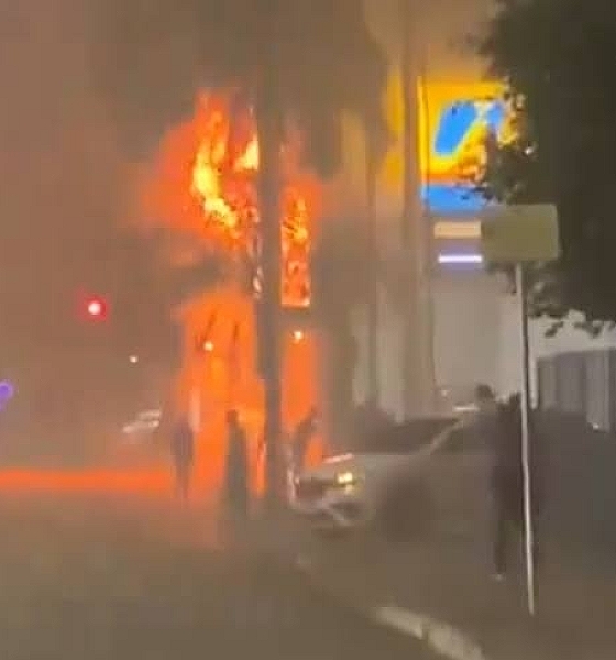 Tragédia em Porto Alegre: Incêndio Fatal em Pousada na Avenida Farrapos deixa 10 Vítimas