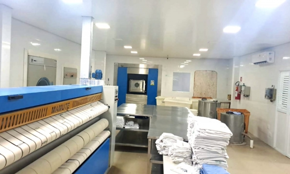 Hospital de Câncer de MT é referência em lavanderia hospitalar no estado