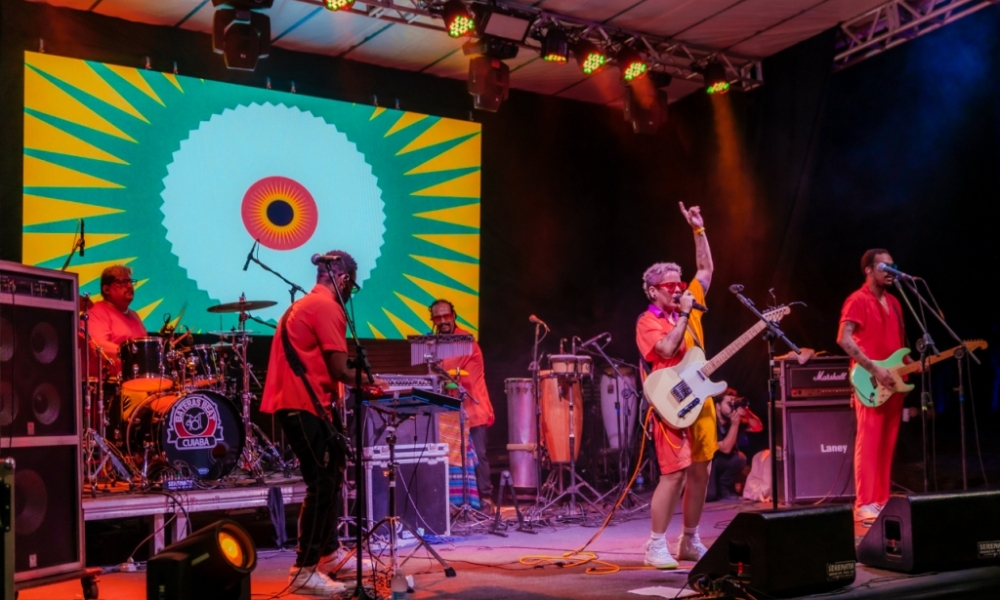 Calorosa leva pop tropical pantamazônico para circular pelo Brasil