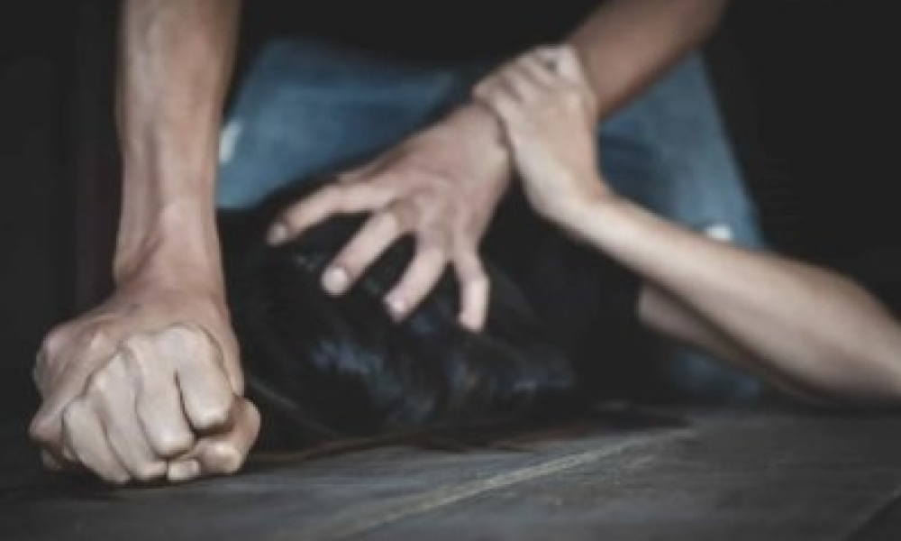 Homem é Preso por Abusar de Enteada de 11 Anos 