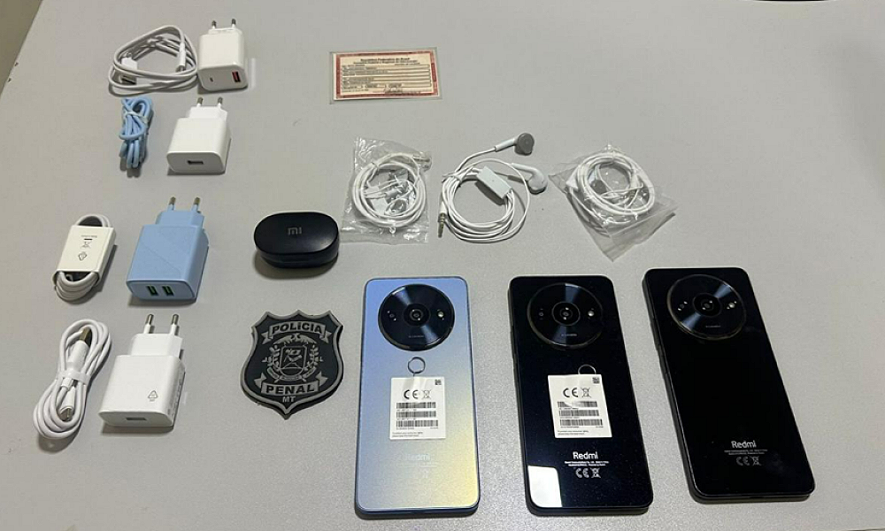 Dentista é presa ao tentar entrar com celulares em presídio feminino de Cuiabá
