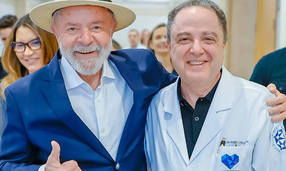 Lula recebe alta hospitalar após cirurgia de emergência em São Paulo