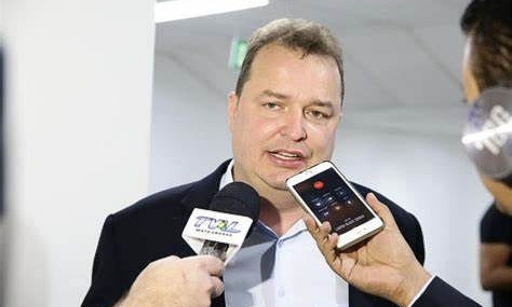 Max critica extinção, mas diz que autarquia não cumpria a função