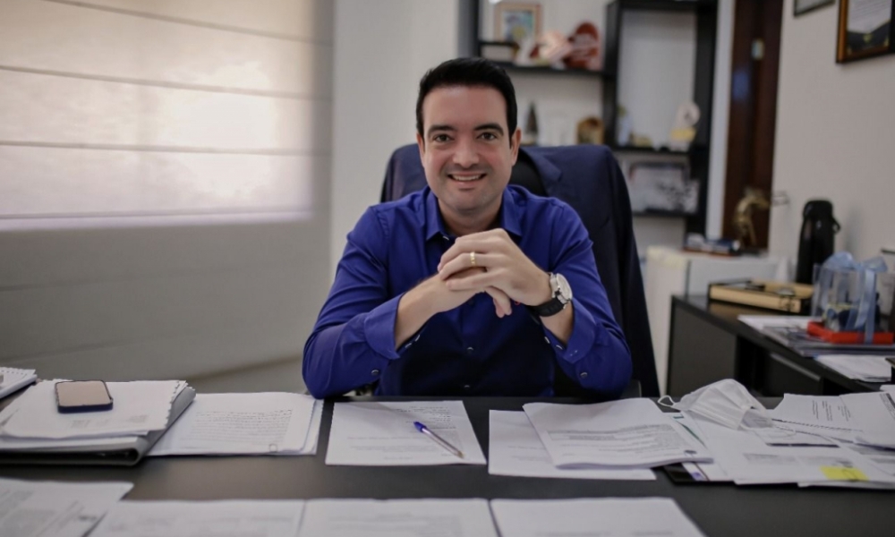 Três folhas salariais em menos de 20 dias: Prefeitura de Primavera do Leste injeta R$ 54,5 milhões na economia