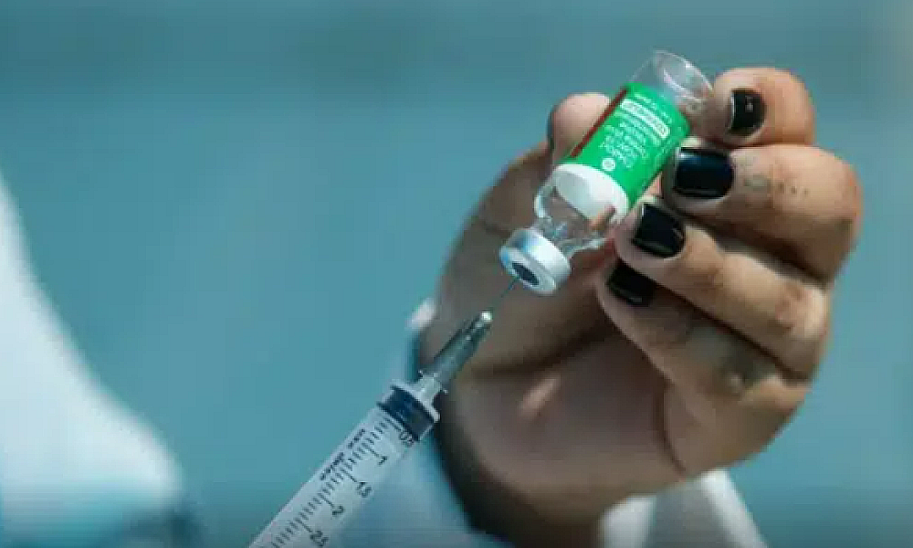 Rússia anuncia vacina contra o câncer com distribuição prevista para 2025