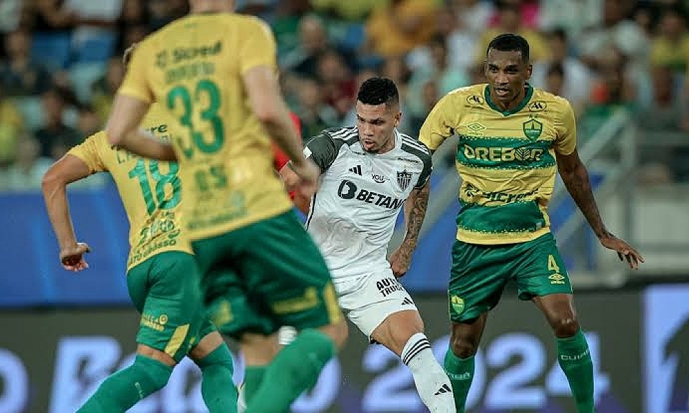 Atlético-MG domina Cuiaba na Arena Pantanal