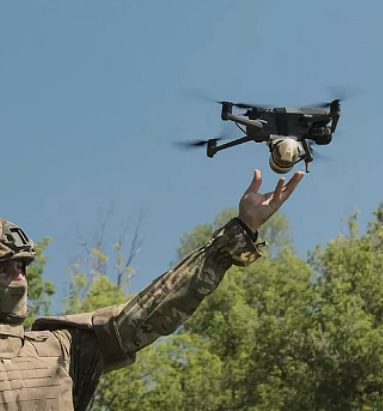 Ucrânia derruba mais de 50 drones russos em ataque noturno; Rússia também reporta interceptações