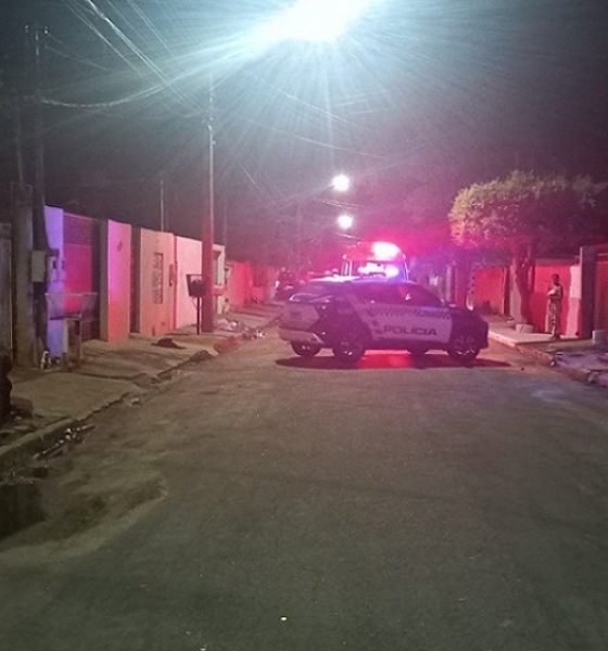 Homem é executado com tiros na cabeça na frente de amigos em  Primavera do Leste