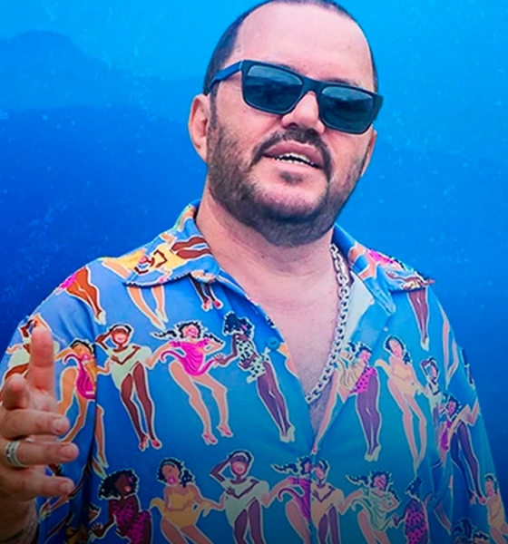 Cantora Adelle pede um milhão de dólares por prejuízo causado pela liminar