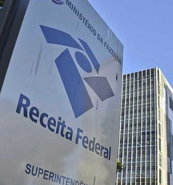 Receita Federal alerta sobre golpes que utilizam falsa taxa sobre Pix