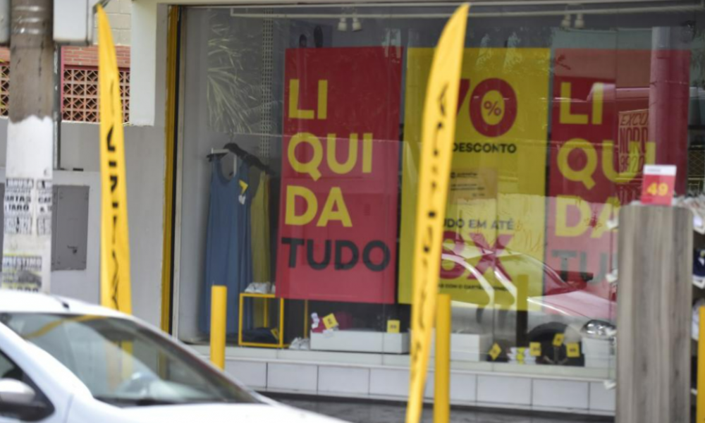 Procon-MT orienta consumidores sobre cuidados nas liquidações de janeiro