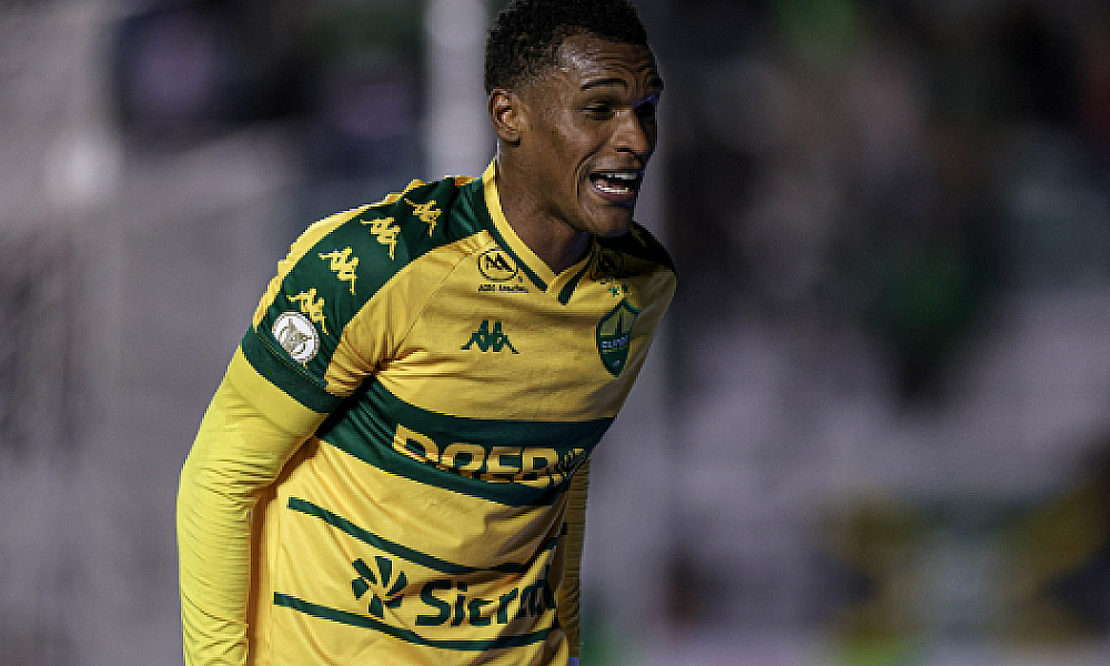 Cuiabá vende lateral Matheus Alexandre ao Sport por 1,5 milhão de dólares