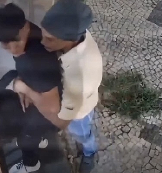 Faca e Pênis à Mostra: Motorista de Aplicativo Salva Homem de Estupro