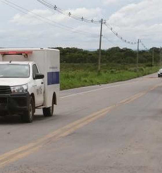 Corpo é achado dentro de carro estacionado na rua em Cuiabá