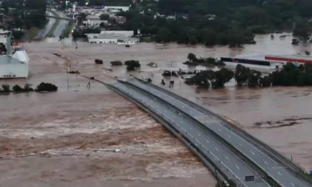 ENCHENTES NO RS: Governo pede que moradores de Gramado e Canela deixem suas casas