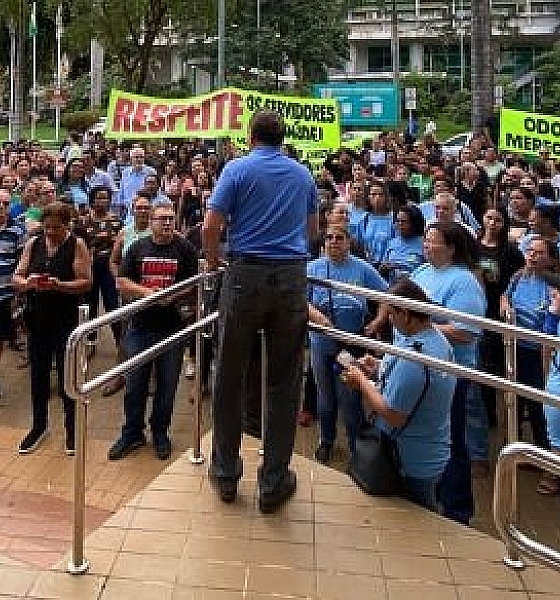 Servidores de Cuiabá aprovam estado de greve e podem parar