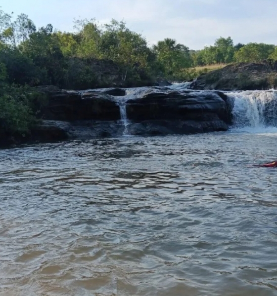 Adolescente de 17 anos morre afogado em cachoeira de MT