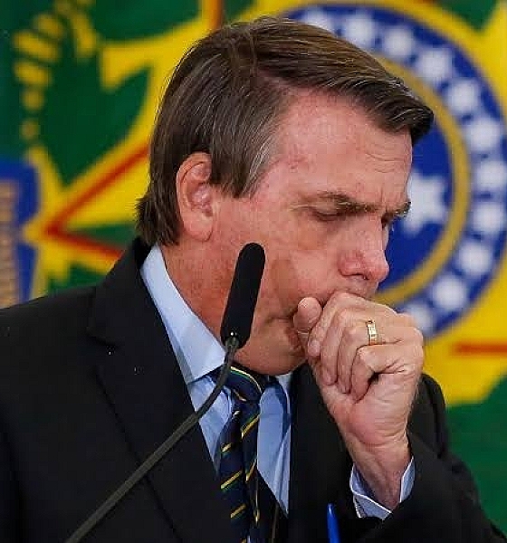 BOLSONARO MUDA PLANOS E SE INTERNARÁ EM SP