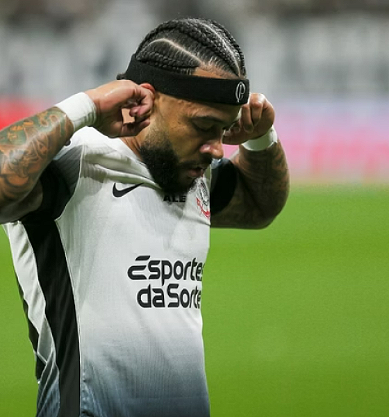 Memphis Depay é condenado a quatro meses de prisão em Mônaco por dirigir alcoolizado