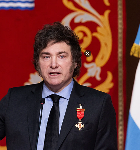 Milei proíbe tratamentos de mudança de Gênero para menores e estabelece novas regras em presídios