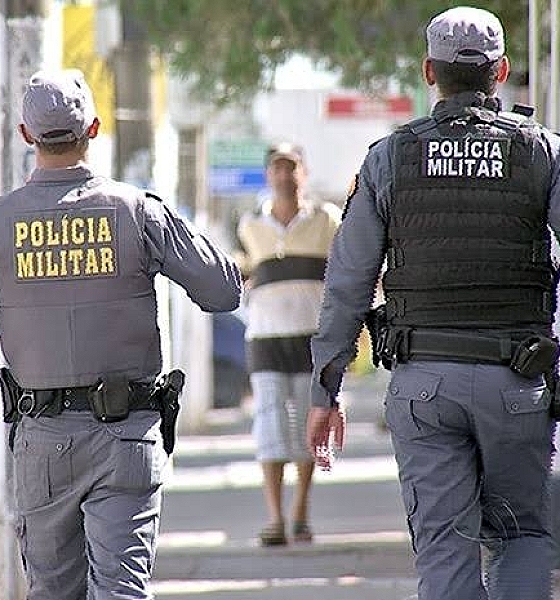 MULHER É PRESA SUSPEITA DE MATAR COMPANHEIRO APÓS TRANCÁ-LO EM QUARTO E INCENDIAR CASA EM MT