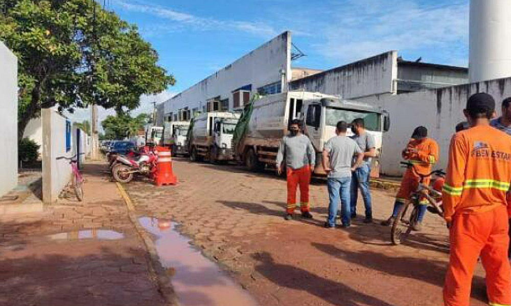 Funcionários terceirizados da Prefeitura de Cuiabá paralisam atividades por atraso salarial