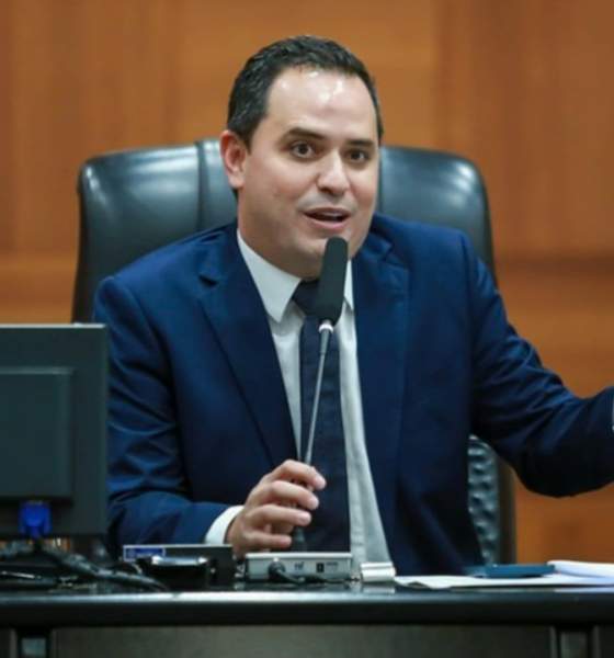 Deputado diz que kits escolares estão levando livrarias à falência em Mato Grosso