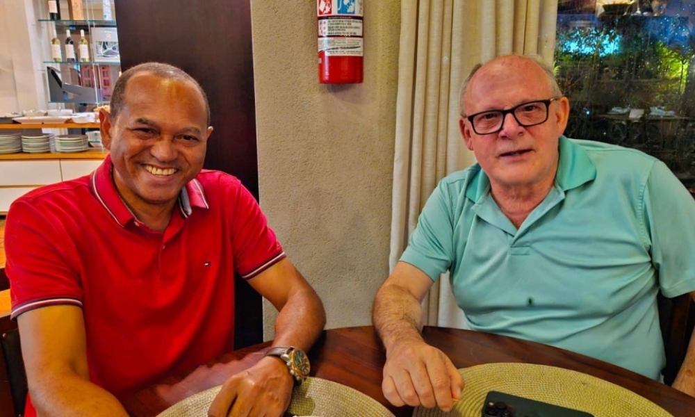 “Fortes sinais”: Teti não comparece a encontro e aumentam rumores de ruptura