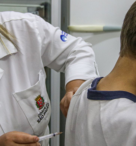 Ministério da Saúde lança campanha de resgate para vacinar 7 milhões de adolescentes contra o HPV