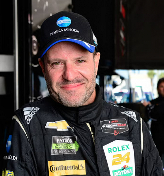 Rubens Barrichello é anunciado como piloto da NASCAR Brasil Series para 2025