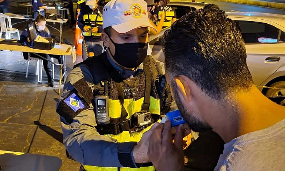 Segurança intensifica abordagens da Operação Lei Seca durante Carnaval