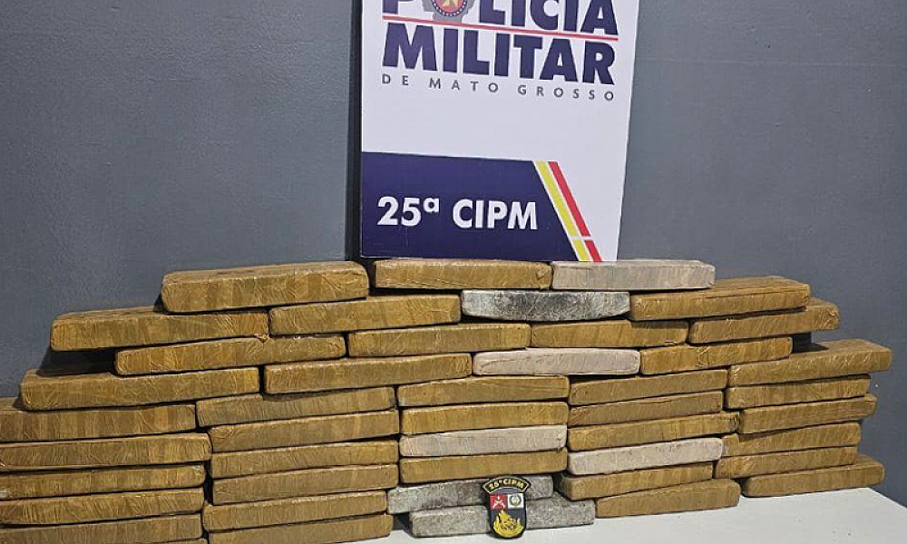 PM apreende 45 tabletes de maconha escondidos em carga de carne em Várzea Grande