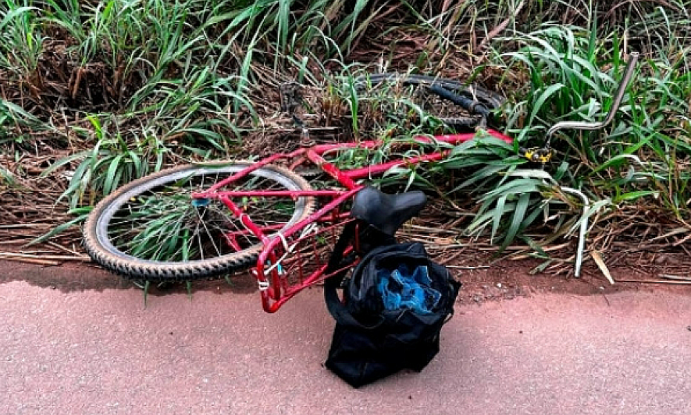 Ciclista morre atropelado e motorista foge sem prestar socorro