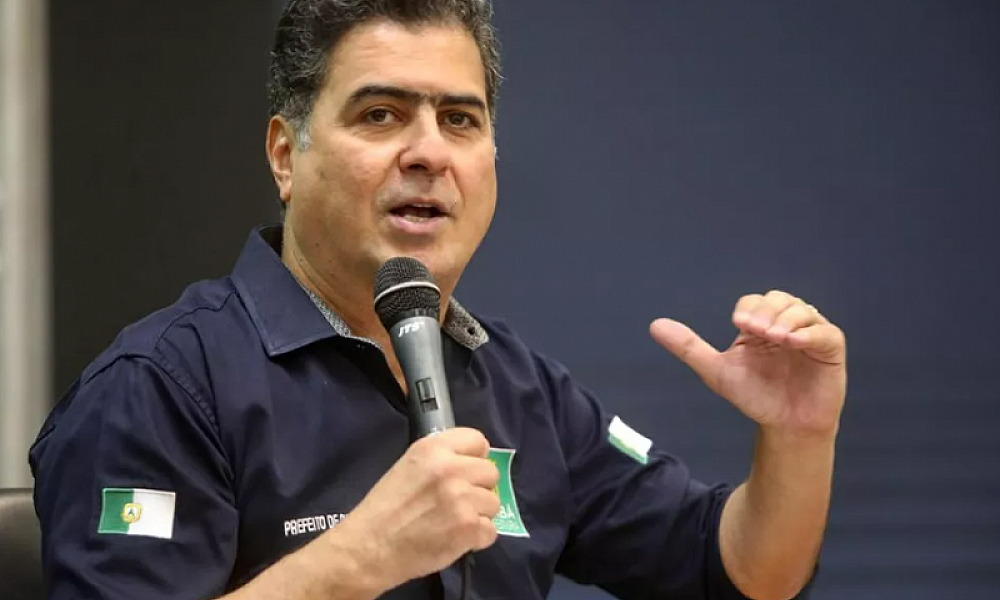 Justiça bloqueia contas e suspende passaporte e CNH de ex-prefeito de Cuiabá por dívida milionária