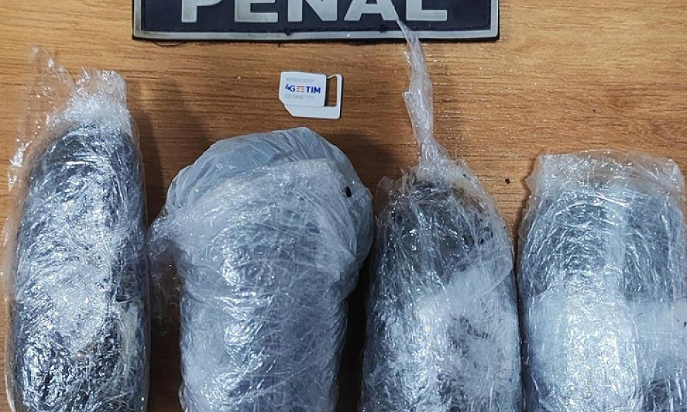 Advogado é flagrado tentando entrar com materiais ilícitos em penitenciária de Cuiabá