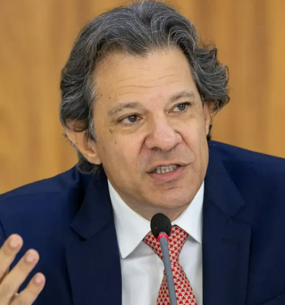 Haddad diz que Brasil buscará negociação com os EUA sobre taxação do aço e alumínio