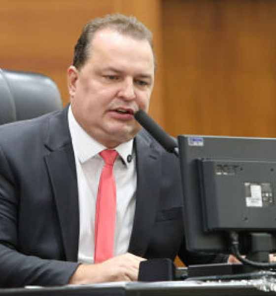 Projeto que cria o programa 