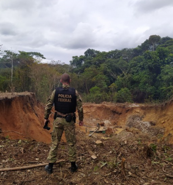 PF inutiliza maquinários em operação contra garimpo em Mato Grosso