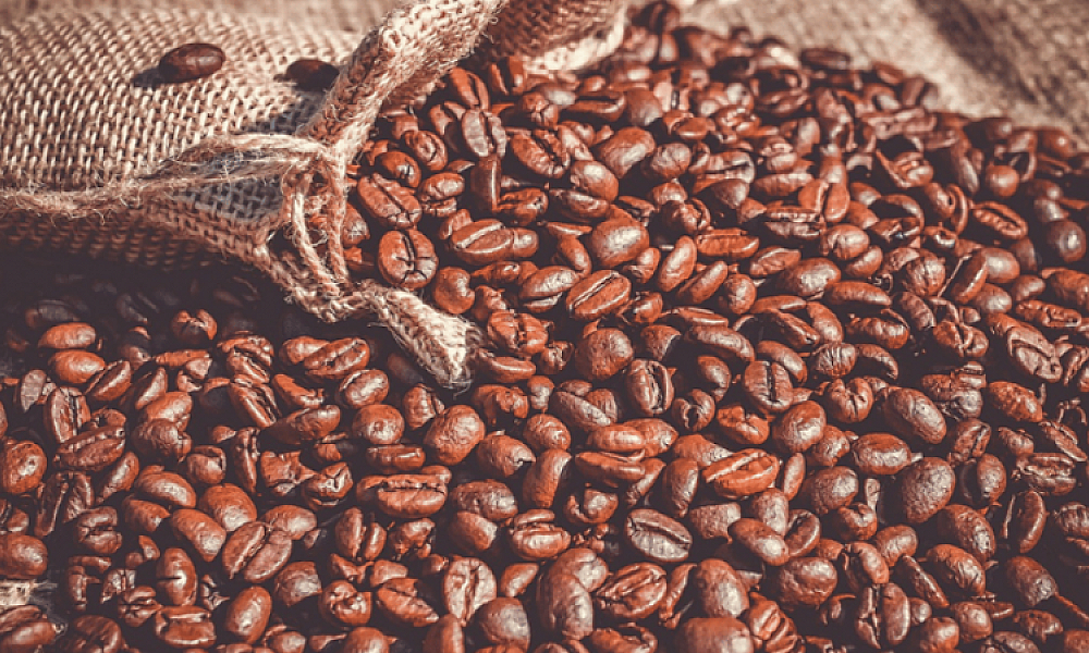 Zerar imposto do café não resolve alta de preços, alerta associação